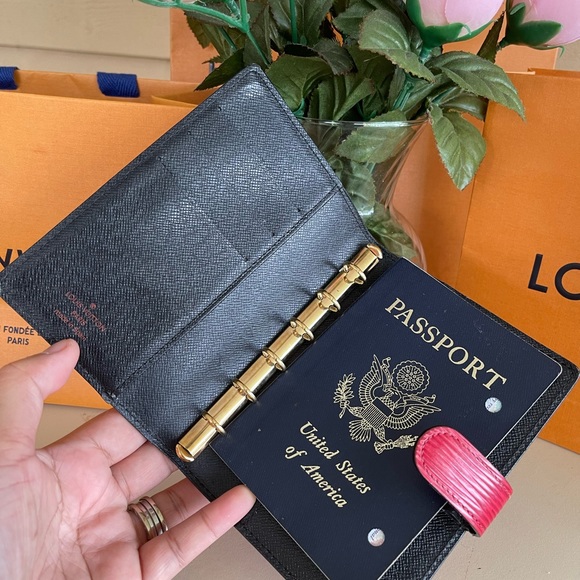 Authentic Louis Vuitton agenda cover pm size - Picture 7 of 15